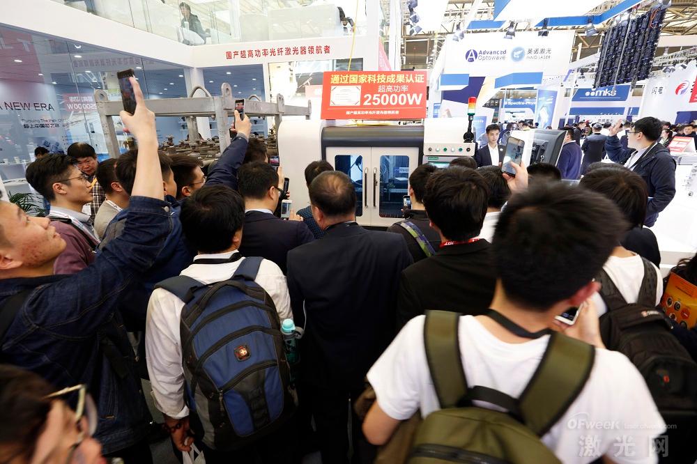 激光切割踏上“奔二之路” 國產(chǎn)光源突破二萬五大關(guān) 激光切割踏上“奔二之路” 國產(chǎn)光源突破二萬五大關(guān)