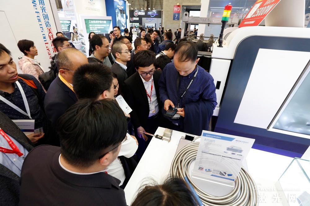 激光切割踏上“奔二之路” 國產(chǎn)光源突破二萬五大關(guān) 激光切割踏上“奔二之路” 國產(chǎn)光源突破二萬五大關(guān)